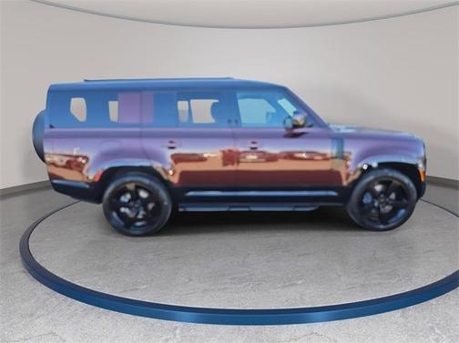 2026 Land Rover Defender 130 X-Dynamic SE