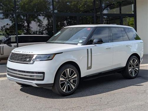 2025 Land Rover Range Rover P550e SE
