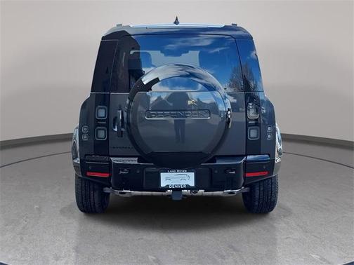 2026 Land Rover Defender 110 X-Dynamic SE