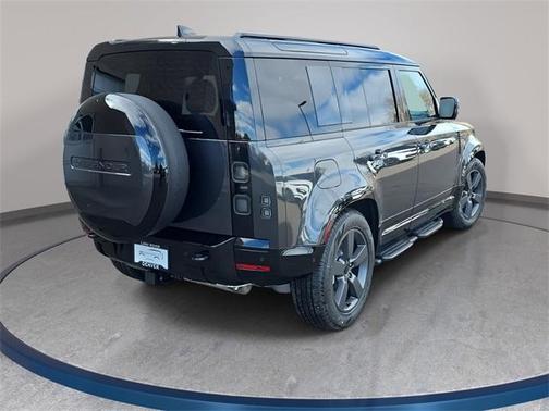 2026 Land Rover Defender 110 X-Dynamic SE