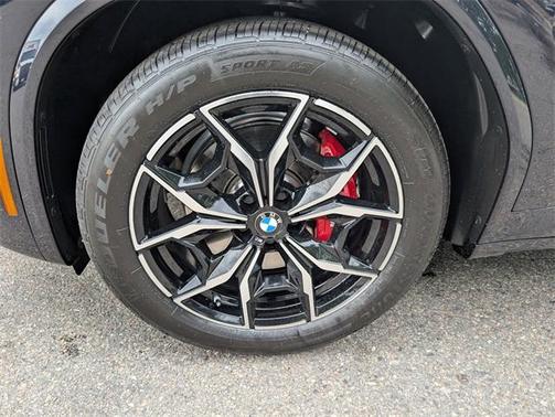2024 BMW X3 M40i