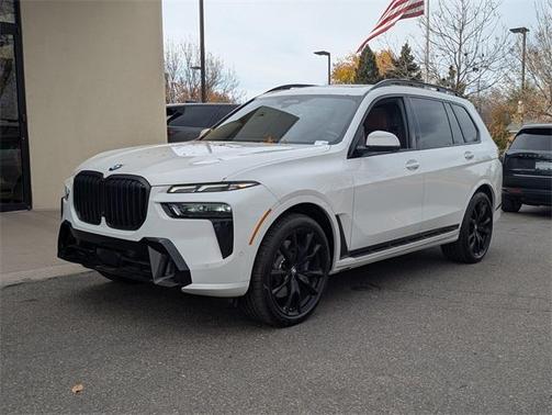 2024 BMW X7 xDrive40i