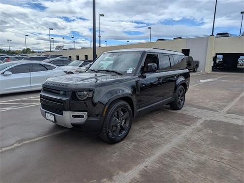 2025 Land Rover Defender P400