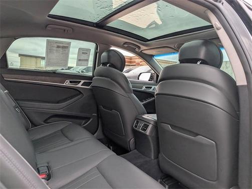 2015 Hyundai Genesis 3.8