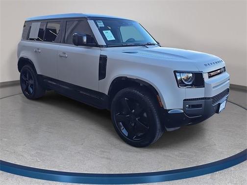 2026 Land Rover Defender P500 X-Dynamic SE