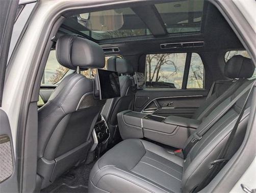2025 Land Rover Range Rover P530 Autobiography