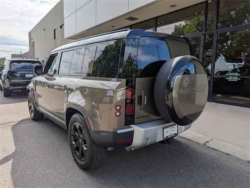 2025 Land Rover Defender P400 S