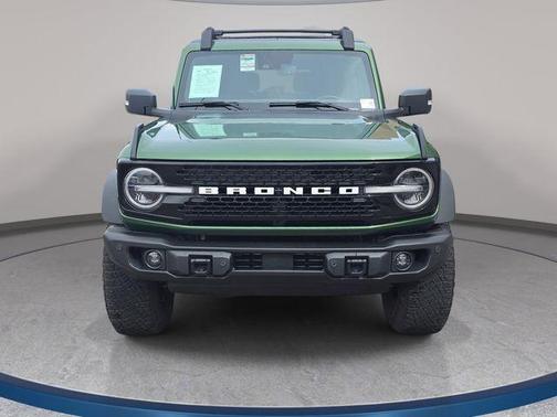 Eruption Green Metallic 2023 Ford Bronco Wildtrak