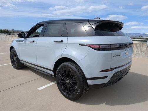 2026 Land Rover Range Rover Evoque Dynamic SE