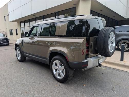 2025 Land Rover Defender P300