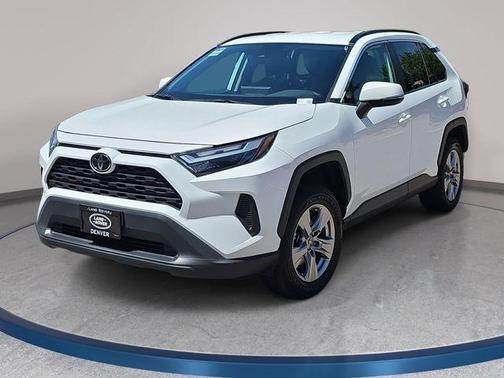 Ice 2023 Toyota RAV4 XLE