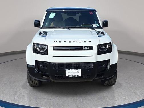 Fuji White 2026 Land Rover Defender P400 X-Dynamic SE