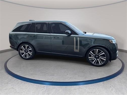 2023 Land Rover Range Rover P530 SE