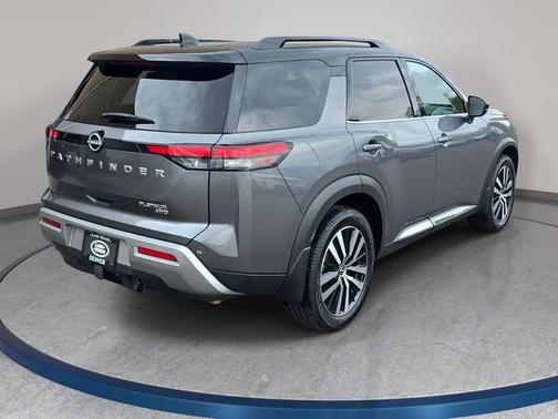 2t Gun Blk Roof 2024 Nissan Pathfinder Platinum
