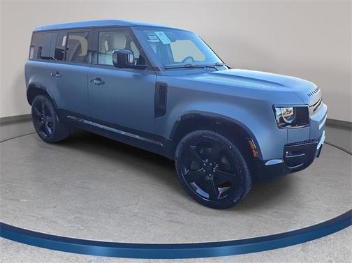 2026 Land Rover Defender P500 X-Dynamic SE