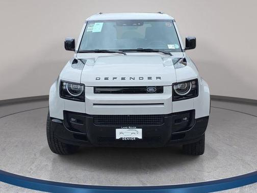 Borasco Grey 2026 Land Rover Defender P400 X-Dynamic SE