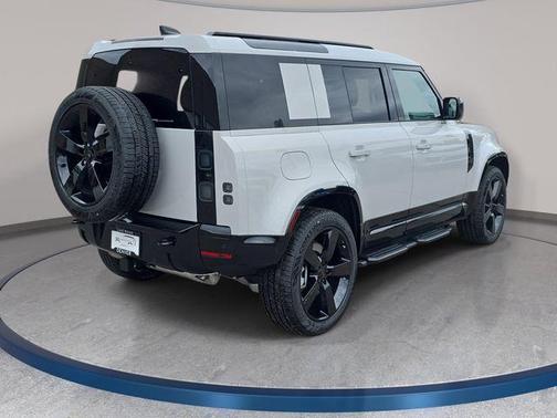 Borasco Grey 2026 Land Rover Defender P400 X-Dynamic SE