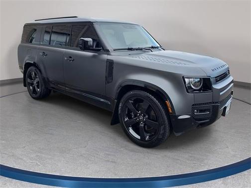 2025 Land Rover Defender P500 V8