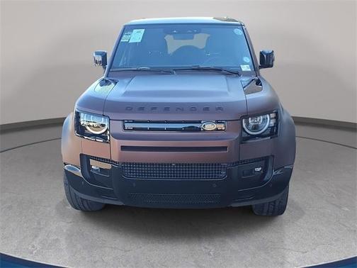 2026 Land Rover Defender P400 X-Dynamic SE