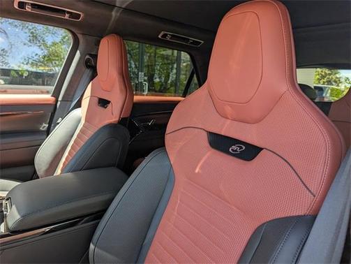 2025 Land Rover Range Rover Sport P635 SV Edition Two
