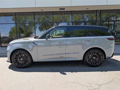 2025 Land Rover Range Rover Sport P635 SV Edition Two