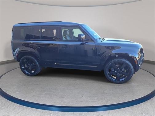 2026 Land Rover Defender 110 X-Dynamic SE