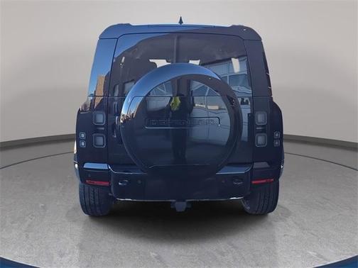 2026 Land Rover Defender 110 X-Dynamic SE