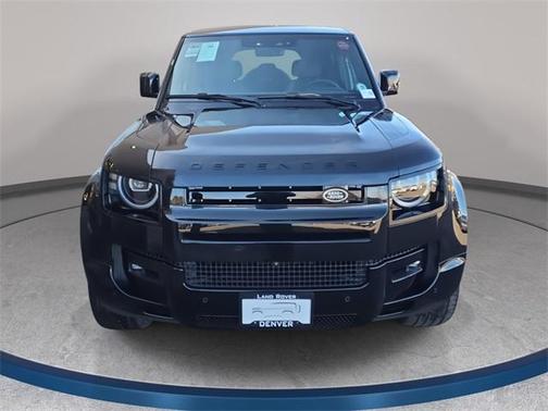 2026 Land Rover Defender 110 V8