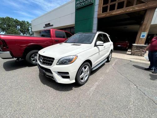 White 2015 Mercedes-Benz M-Class ML 400