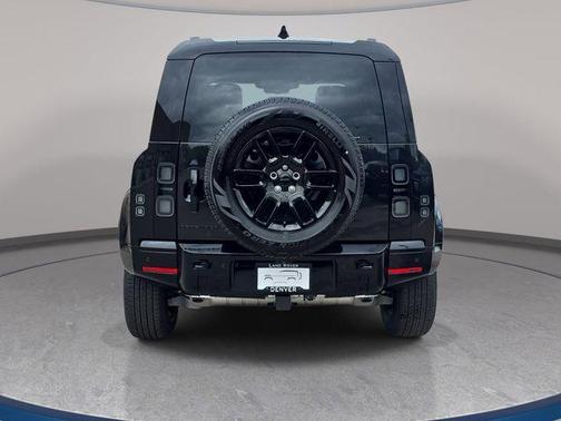Santorini Black 2026 Land Rover Defender P400 X-Dynamic SE