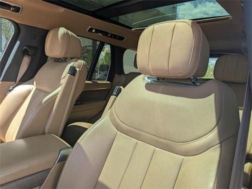 2023 Land Rover Range Rover P400 SE