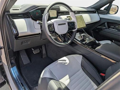 2025 Land Rover Range Rover Sport P635 SV Edition Two