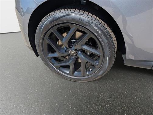 2025 Land Rover Range Rover Sport P360 SE