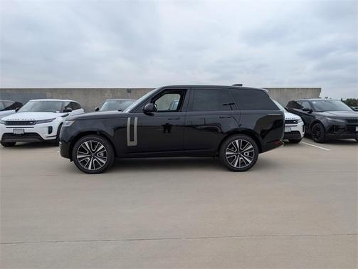 2025 Land Rover Range Rover P530 SE