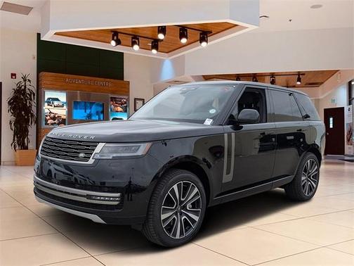 2025 Land Rover Range Rover P530 SE