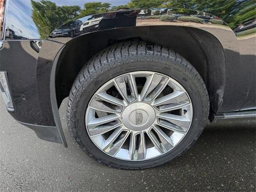 2019 Cadillac Escalade Platinum