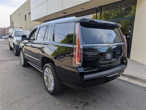 2019 Cadillac Escalade Platinum