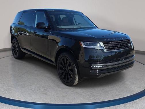Santorini Black 2026 Land Rover Range Rover P530 SE 7 Seat