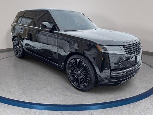 2025 Land Rover Range Rover P530 SE