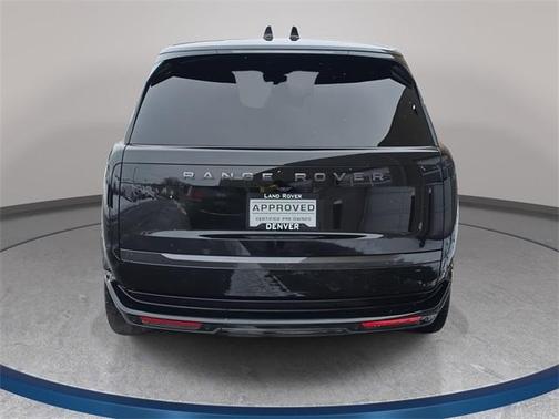 2025 Land Rover Range Rover P530 SE