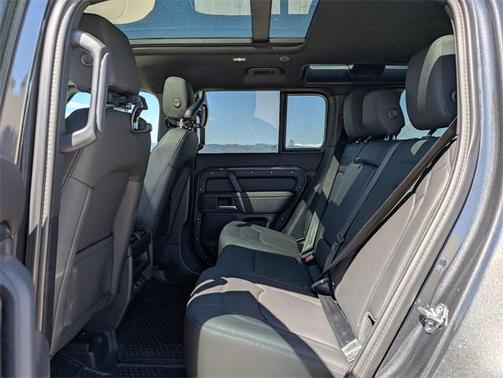 2025 Land Rover Defender P300