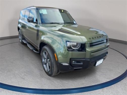 2026 Land Rover Defender 110 X-Dynamic SE