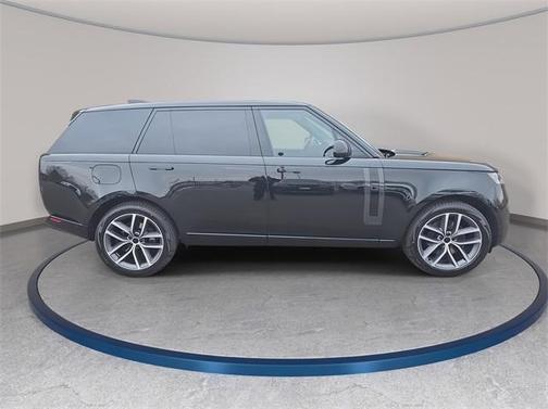 2026 Land Rover Range Rover AUTOBIOGRAPHY