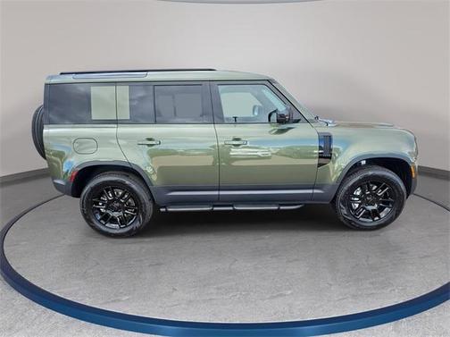 2026 Land Rover Defender 110 S