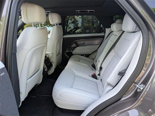 2025 Land Rover Range Rover Sport P360 SE