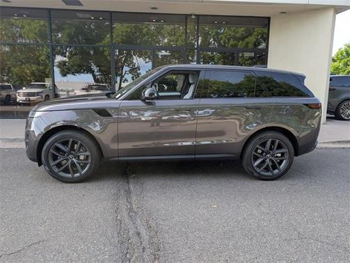 2025 Land Rover Range Rover Sport P360 SE