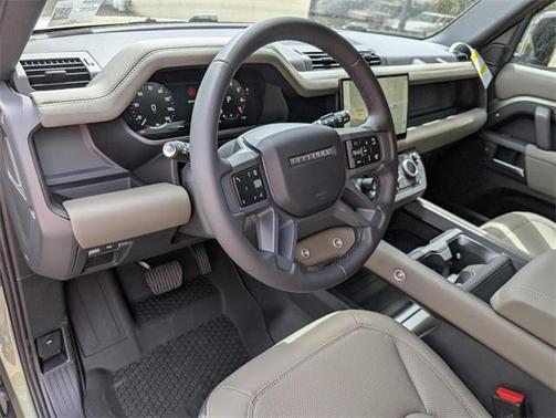 2025 Land Rover Defender P400 S