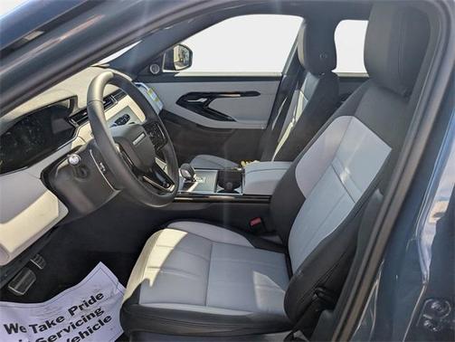 2026 Land Rover Range Rover Evoque Dynamic SE