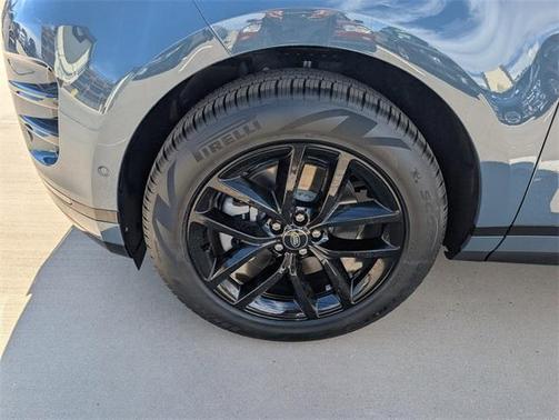 2026 Land Rover Range Rover Evoque Dynamic SE