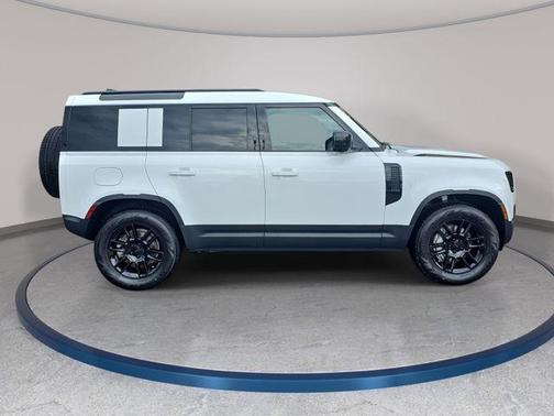Fuji White 2026 Land Rover Defender P300 S